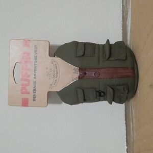 NEW! Puffin Beverage fishing Vest NWT